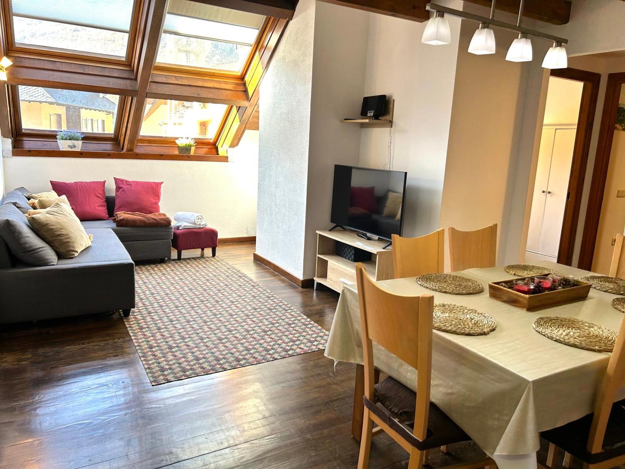 Esterri Apartamento Ideal Familias O Grupos Con Wifi Астеррі-д'Анеу Екстер'єр фото